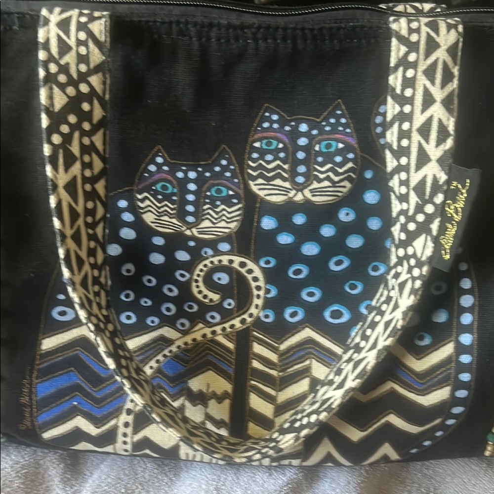 Laurel Burch Black and Blue Tote with Chevron Pattern in a pristine condition